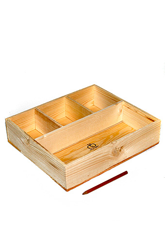 Коробка деревянная 128/00 прямоуг. органайзер сред.